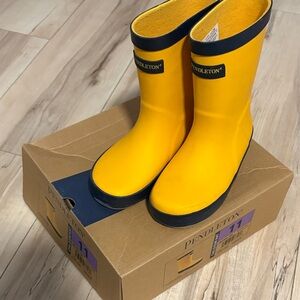 EUC Pendleton Rain Boots Size 11
